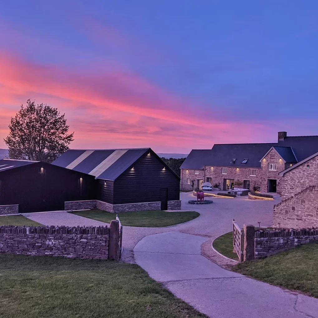 242687832_192460986324261_877909153676389954_n